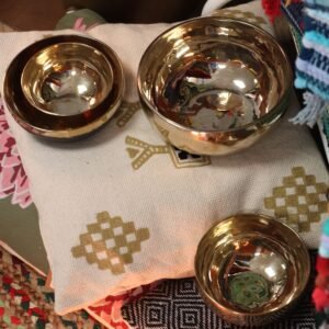 Medium Shining Bell-Metal Handmade Singing Bowl (approx 750g) - 15cm